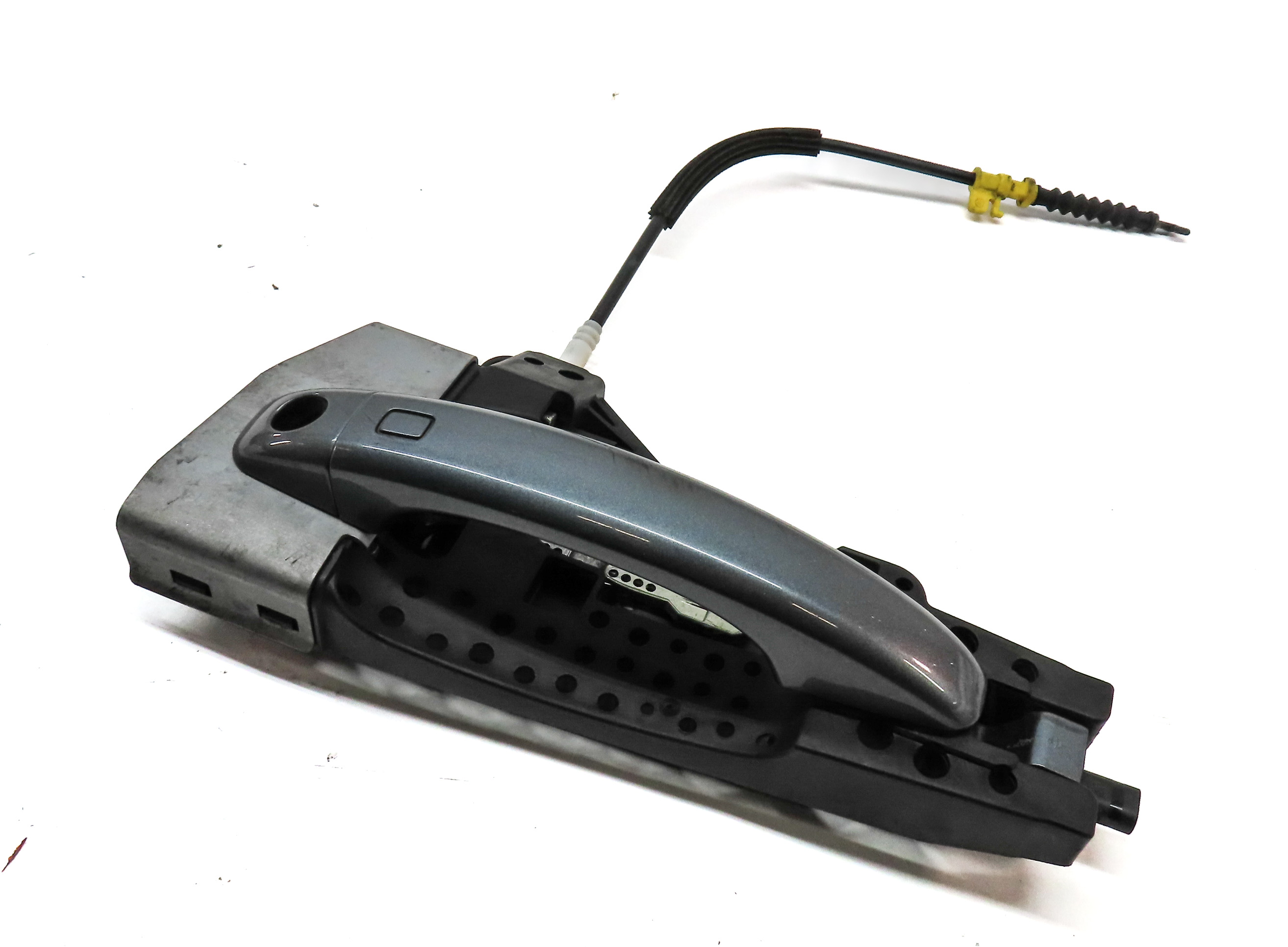 09-17 AUDI A4 S4 Q5 ALLROAD (B8 8K 8R) FRONT LEFT KEYLESS DOOR HANDLE (GRAY) — exact item pictured